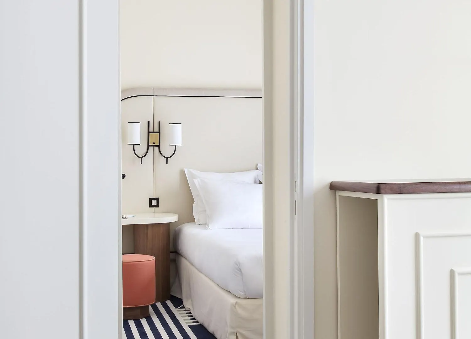 Hotel Bienvenue Paris