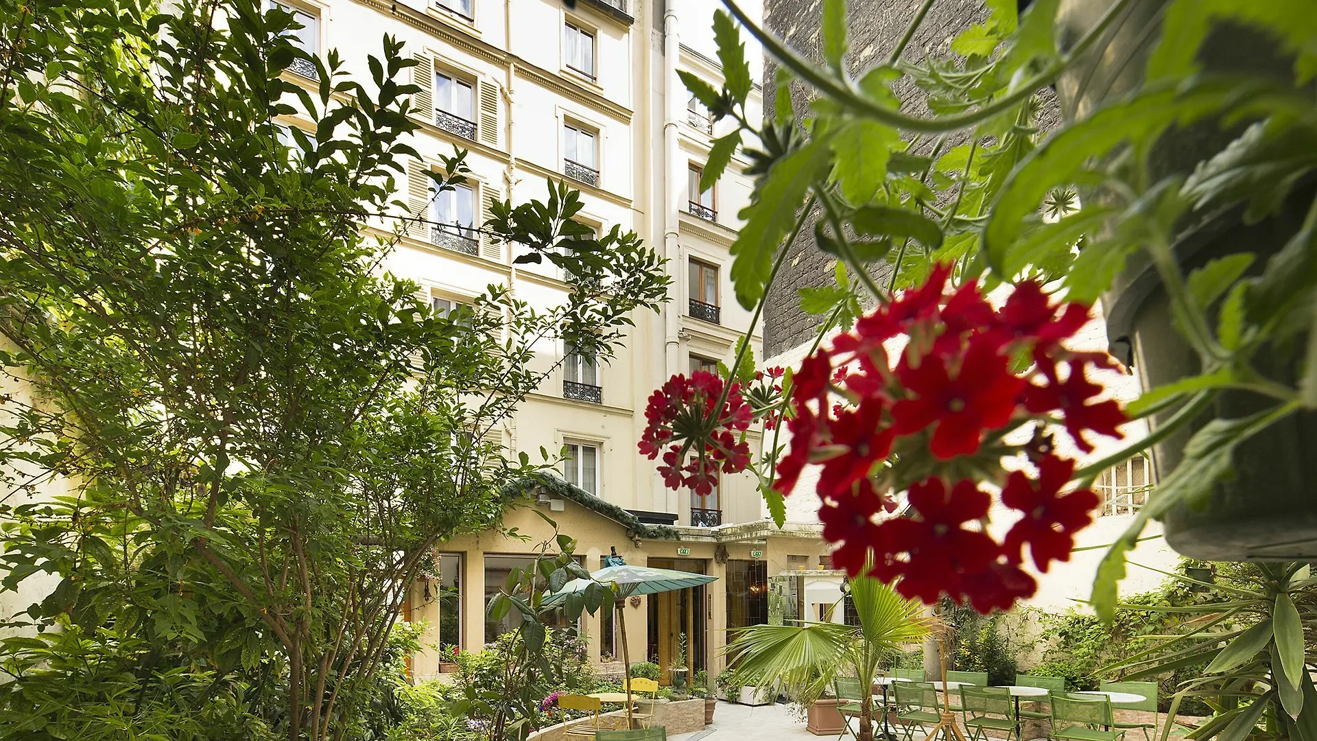 Hotel Bienvenue Paris France