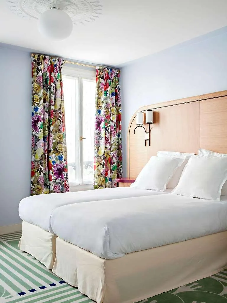 Hotel Bienvenue Paris
