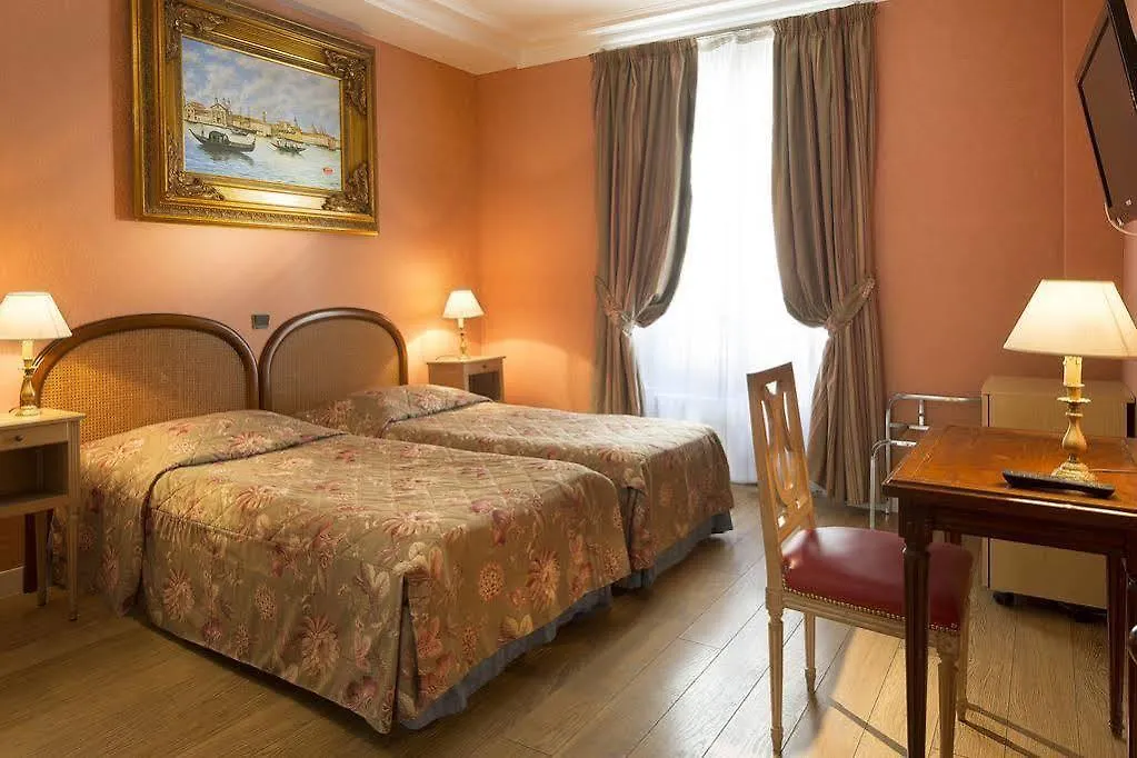 Hotel Bienvenue Paris