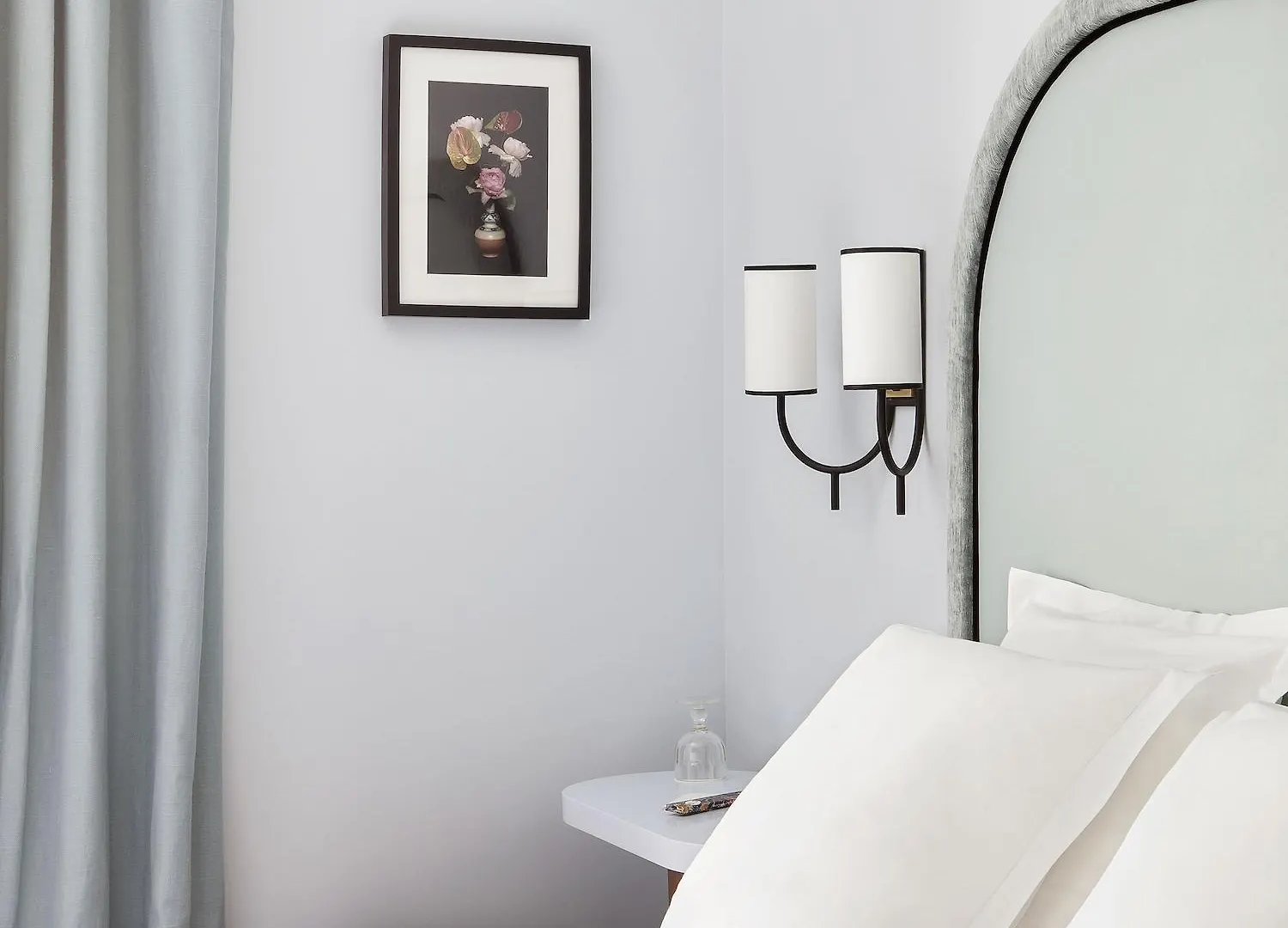 ****  Hotel Bienvenue Paris France